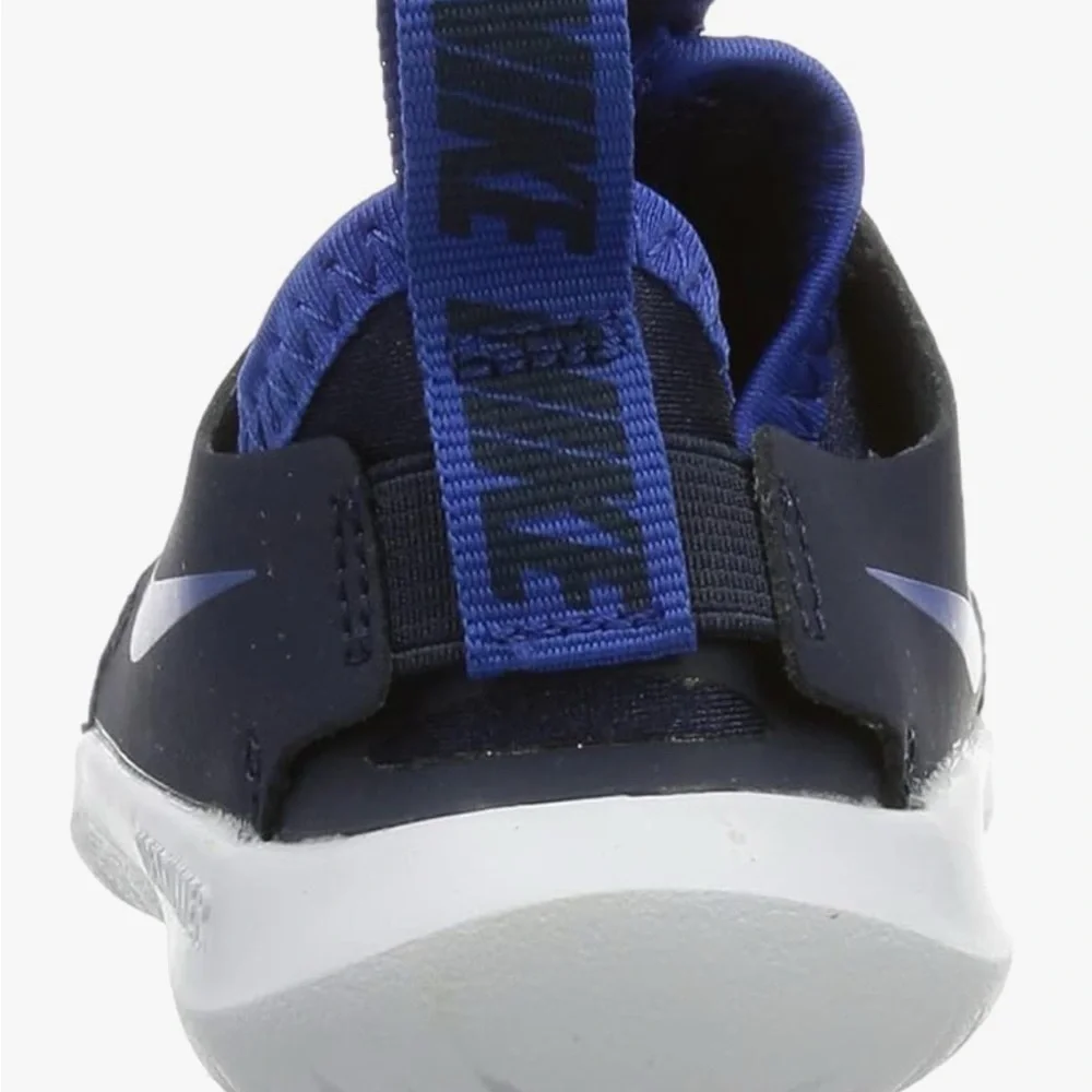 Nike Flex Runner Kids Blue Athletic Shoes sz 4c nwb